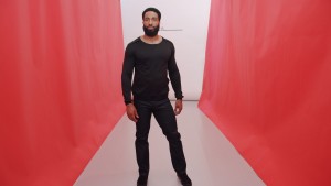 Black l/s epaulet tee. Dark indigo 4-stripe jean.
